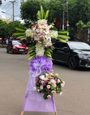 Kệ hoa đám tang - 43